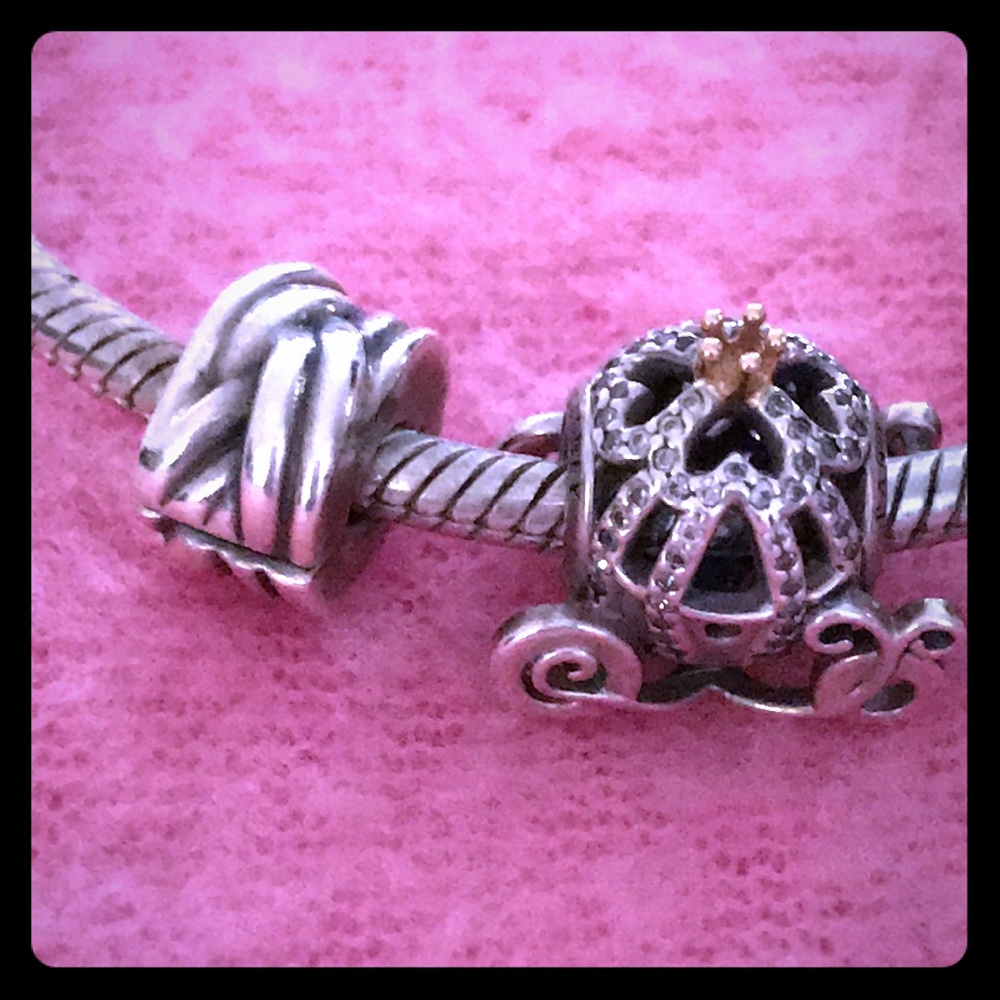 🇨🇦 Pandora Disney Cinderella’s Pumpkin Charm